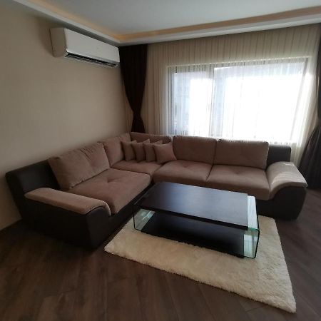 וארנה City Center Lux Apartment מראה חיצוני תמונה