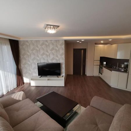 וארנה City Center Lux Apartment מראה חיצוני תמונה