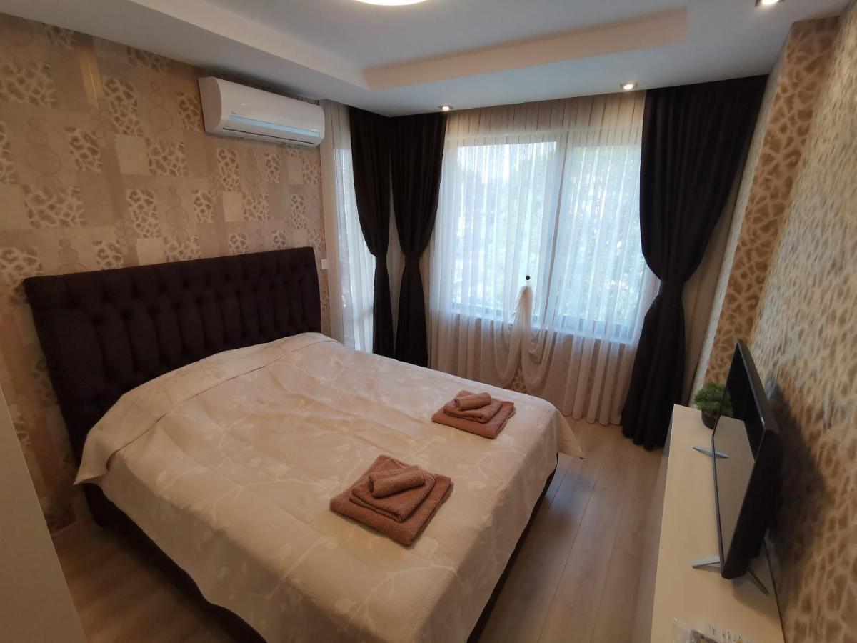 וארנה City Center Lux Apartment מראה חיצוני תמונה